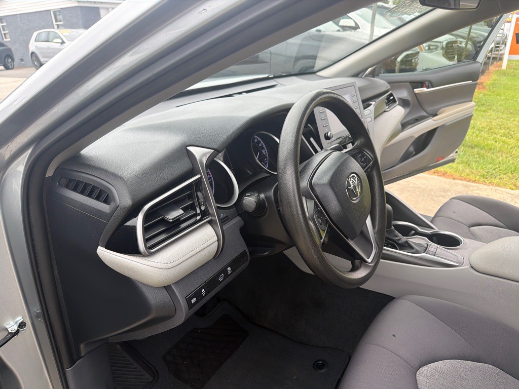 2024 Toyota Camry Image 17