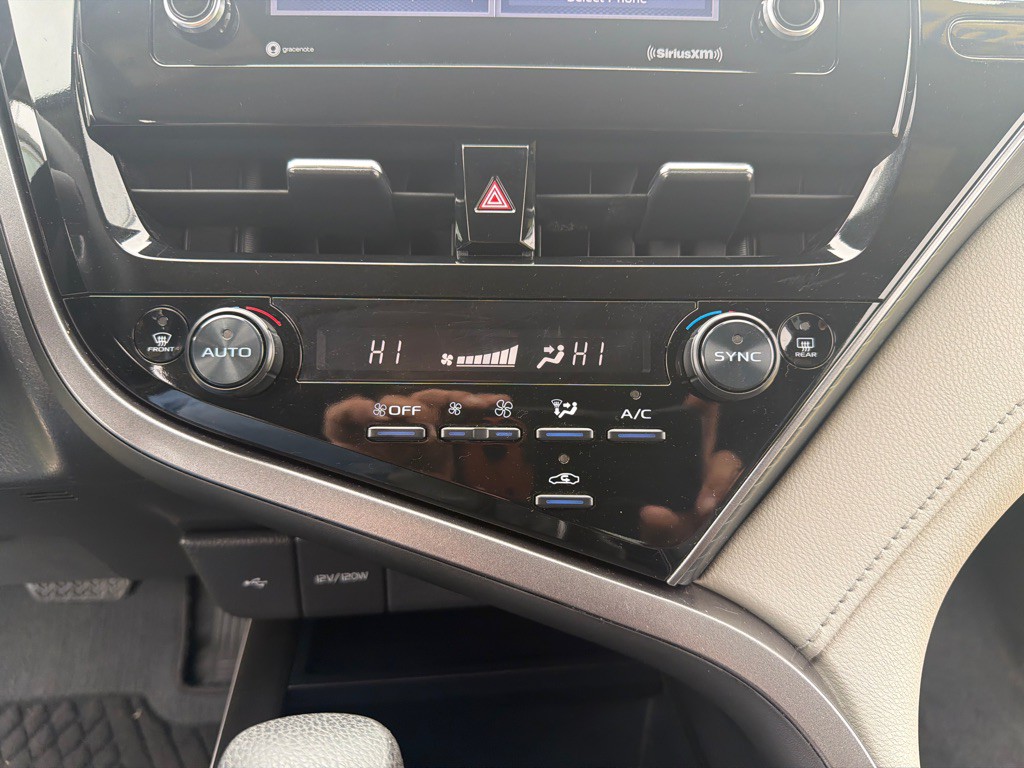 2024 Toyota Camry Image 21