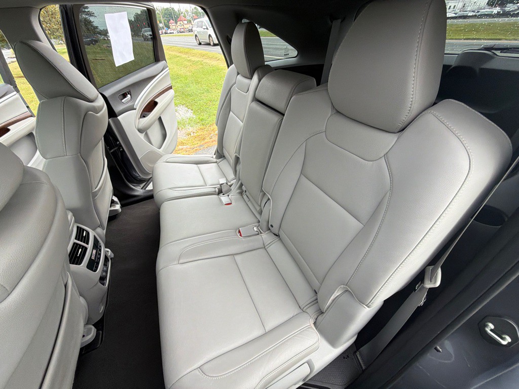 2018 Acura MDX Image 31