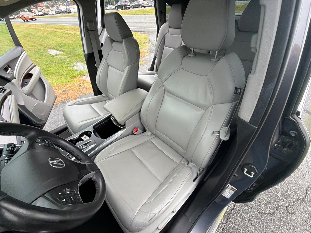 2018 Acura MDX Image 32