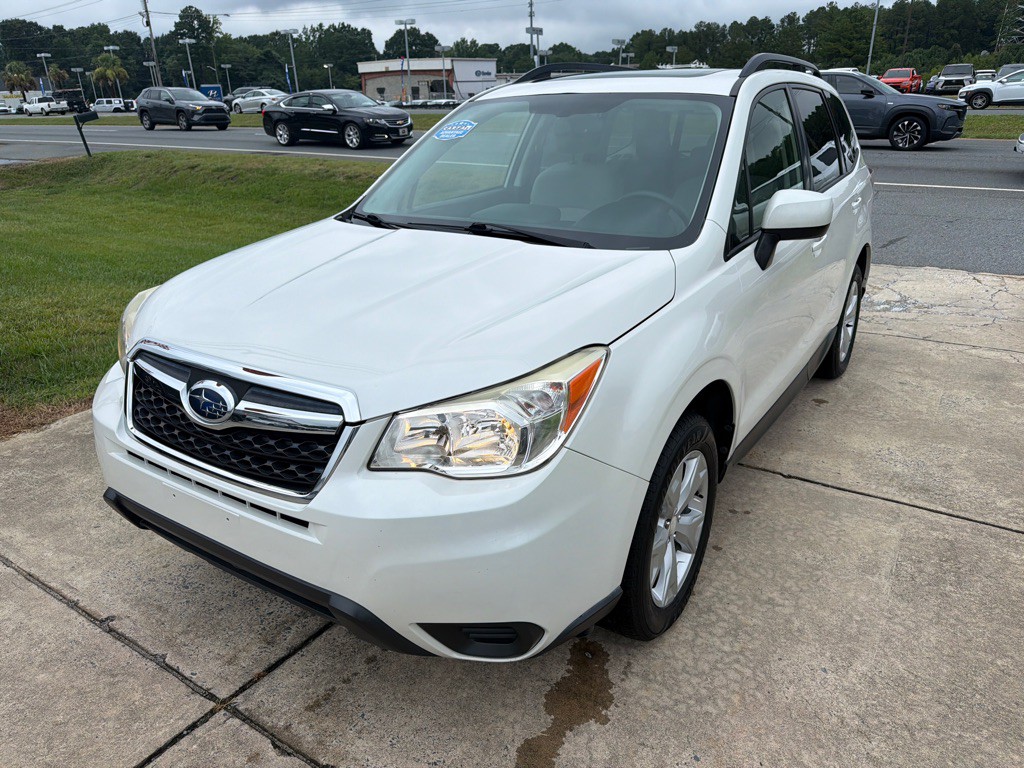 2016 Subaru Forester Image 4