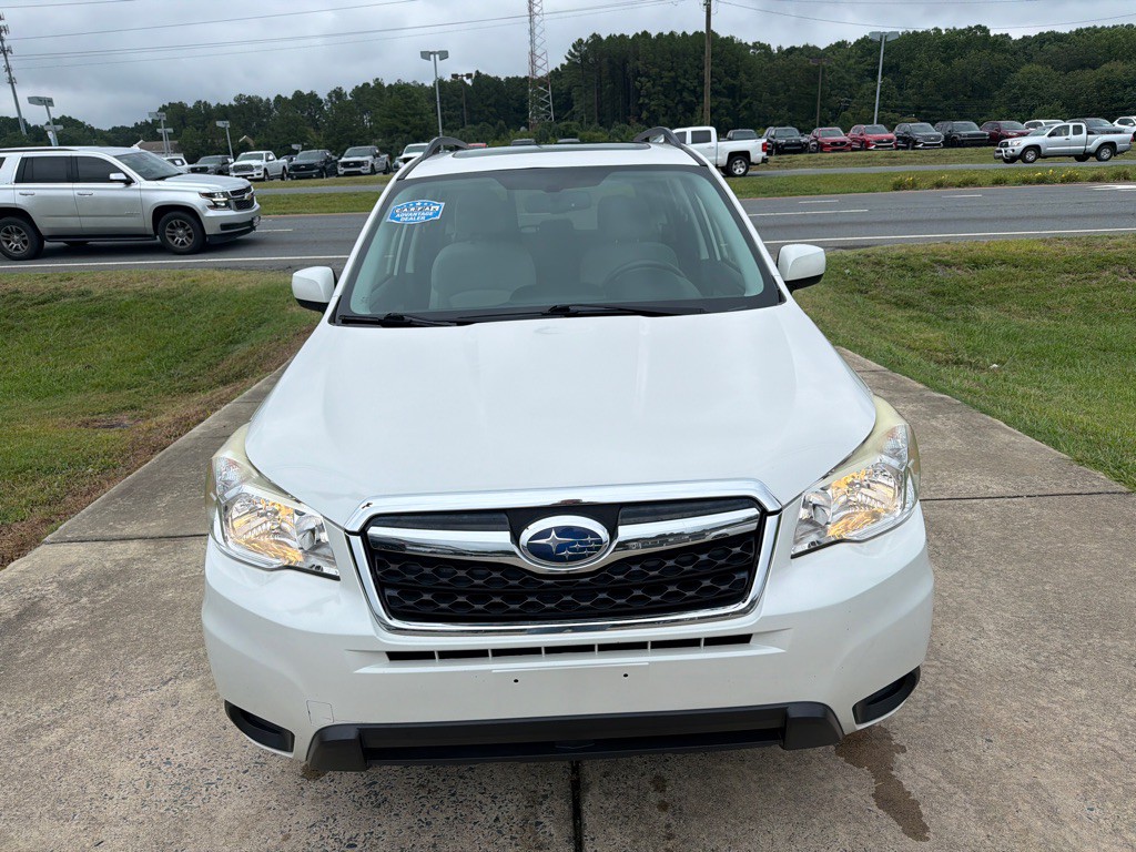 2016 Subaru Forester Image 6