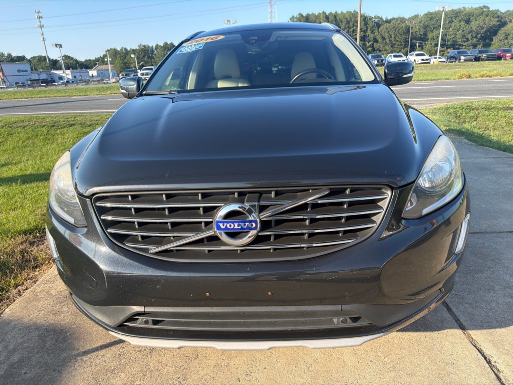 2016 Volvo XC60 Image 3