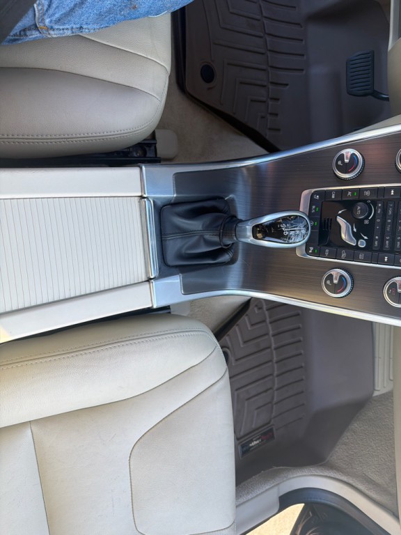2016 Volvo XC60 Image 25