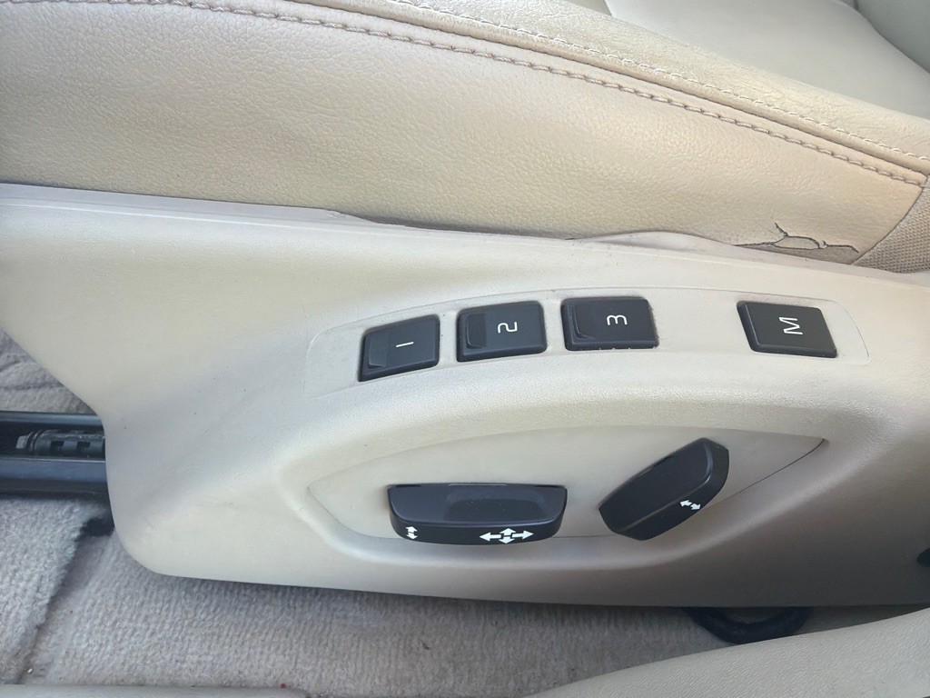 2016 Volvo XC60 Image 28