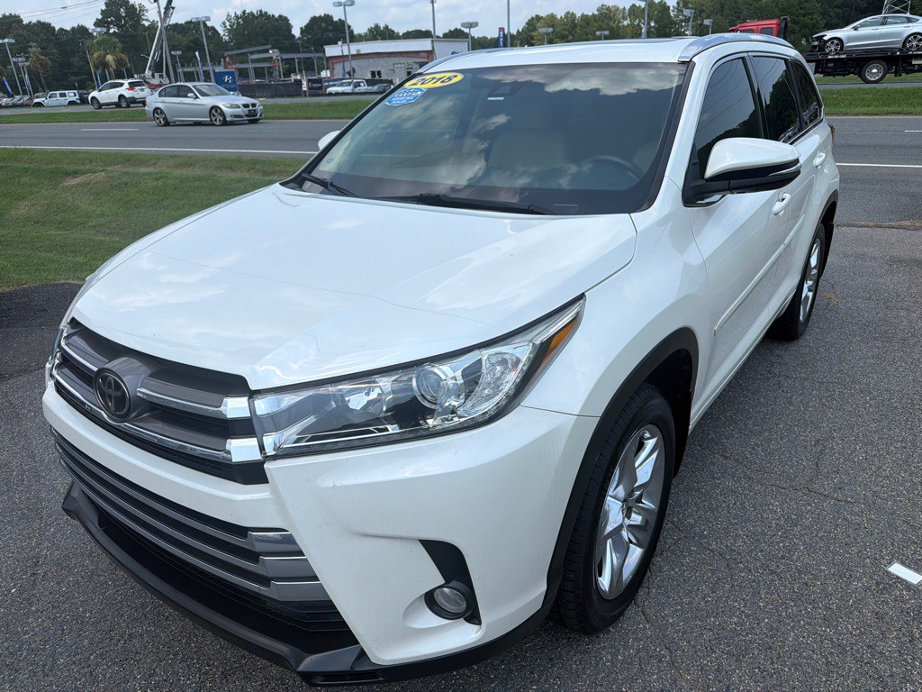 2018 Toyota Highlander Image 4