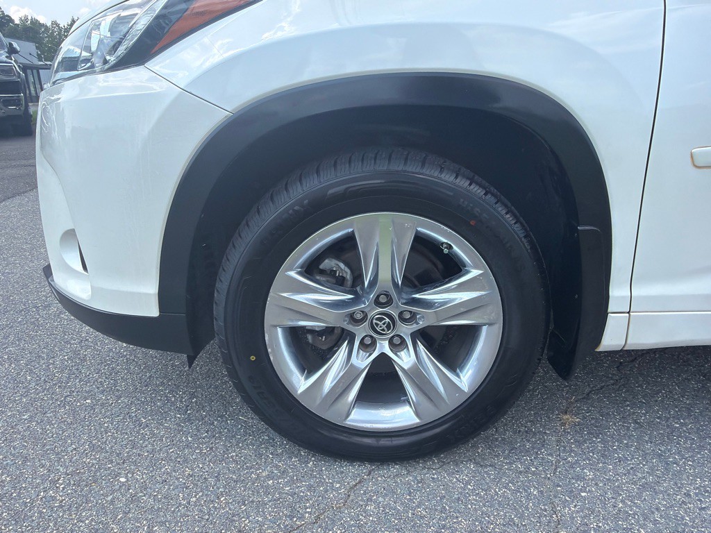 2018 Toyota Highlander Image 33