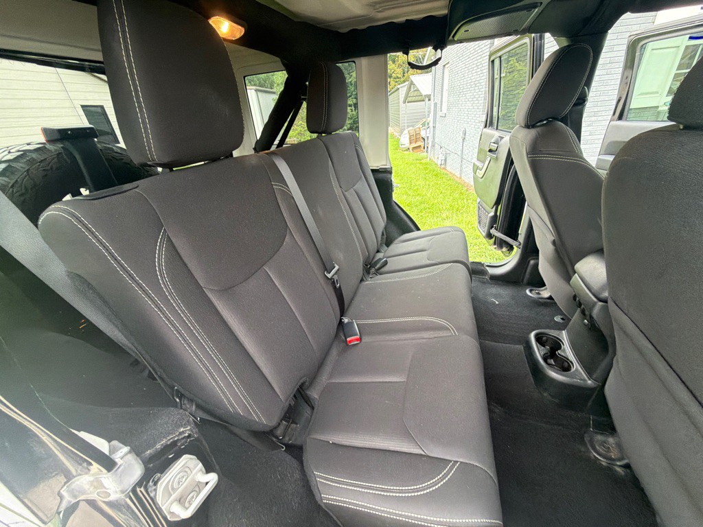 2018 Jeep Wrangler Unlimited Image 21