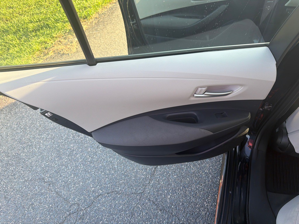 2020 Toyota Corolla Image 31