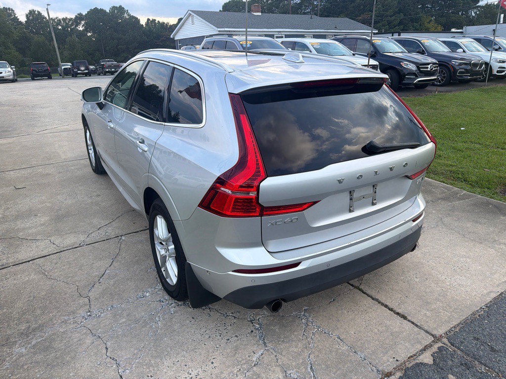 2018 Volvo XC60 Image 11