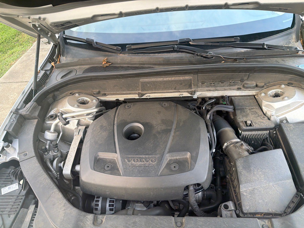 2018 Volvo XC60 Image 39