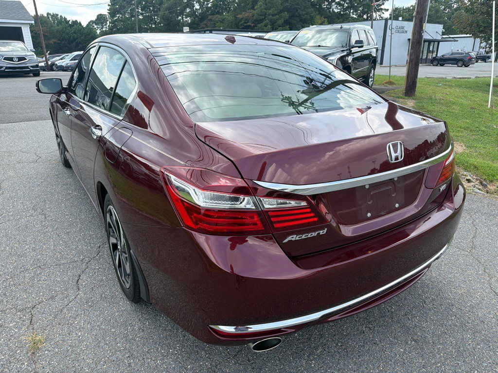 2016 Honda Accord Image 10