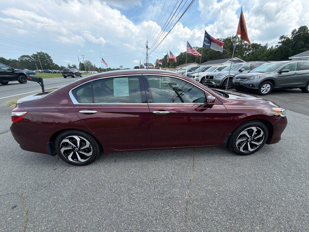 2016 Honda Accord Image 14