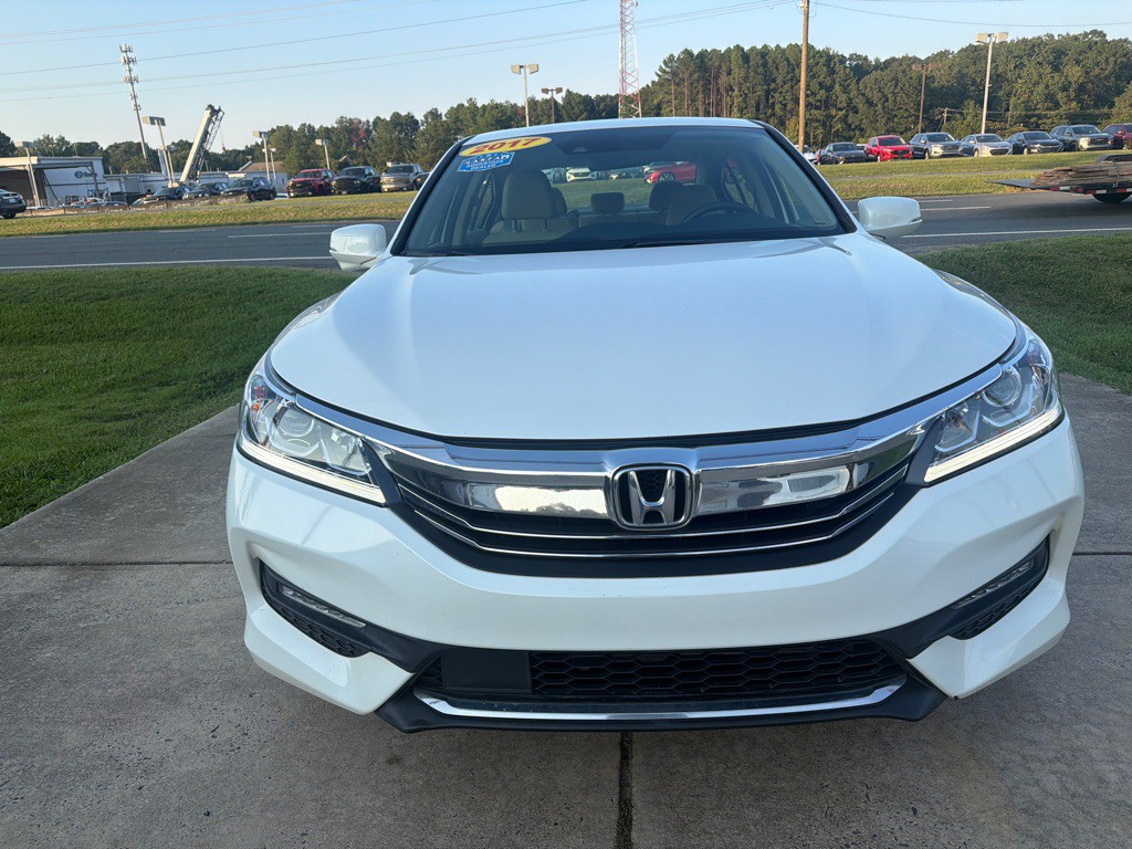 2017 Honda Accord Image 3