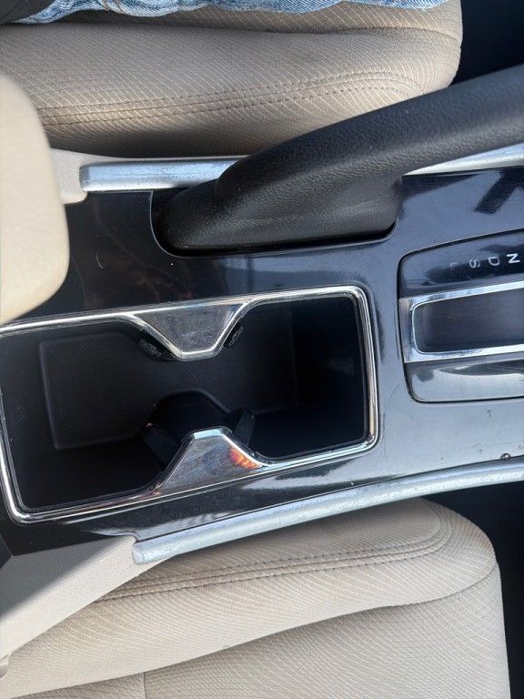 2017 Honda Accord Image 25