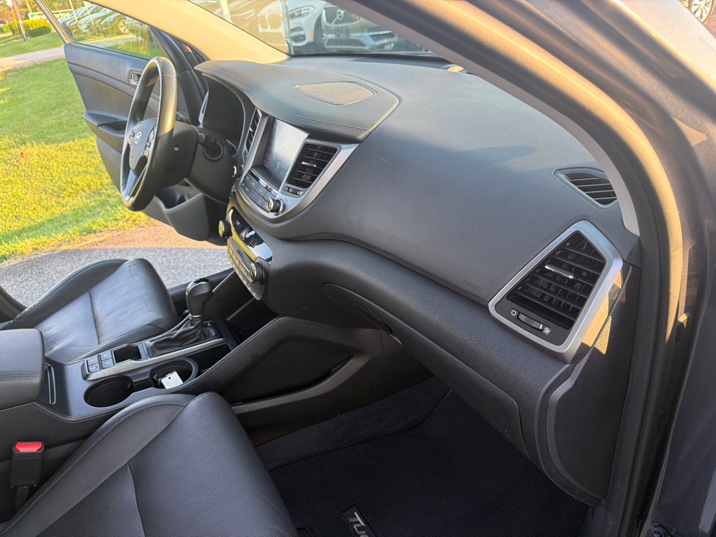 2018 Hyundai Tucson Image 30