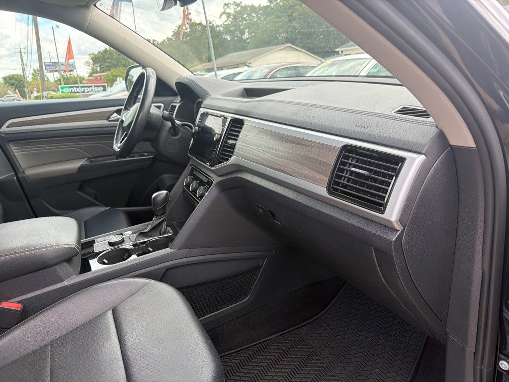 2021 Volkswagen Atlas Image 16