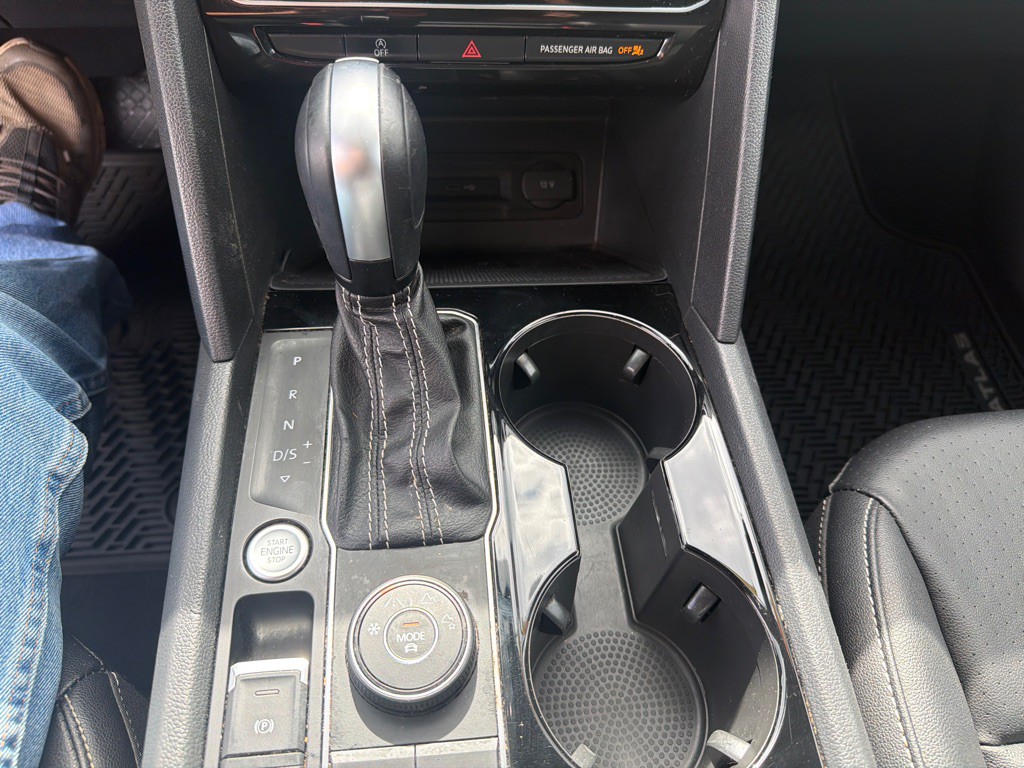 2021 Volkswagen Atlas Image 25