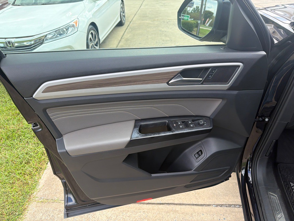 2021 Volkswagen Atlas Image 37