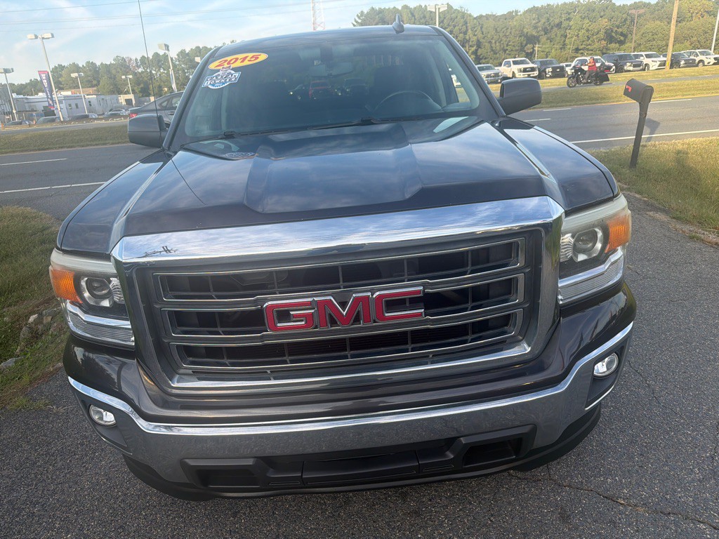 2015 GMC Sierra Image 3