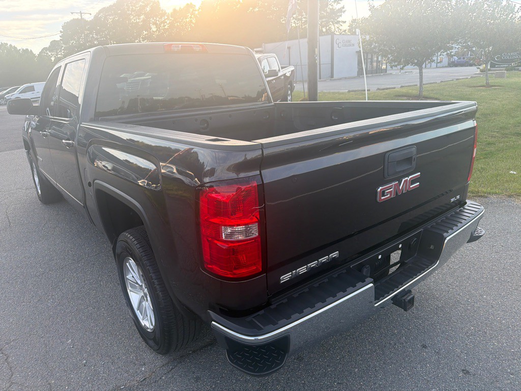 2015 GMC Sierra Image 9