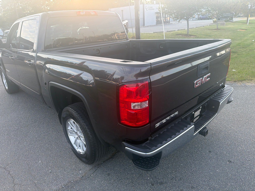2015 GMC Sierra Image 11