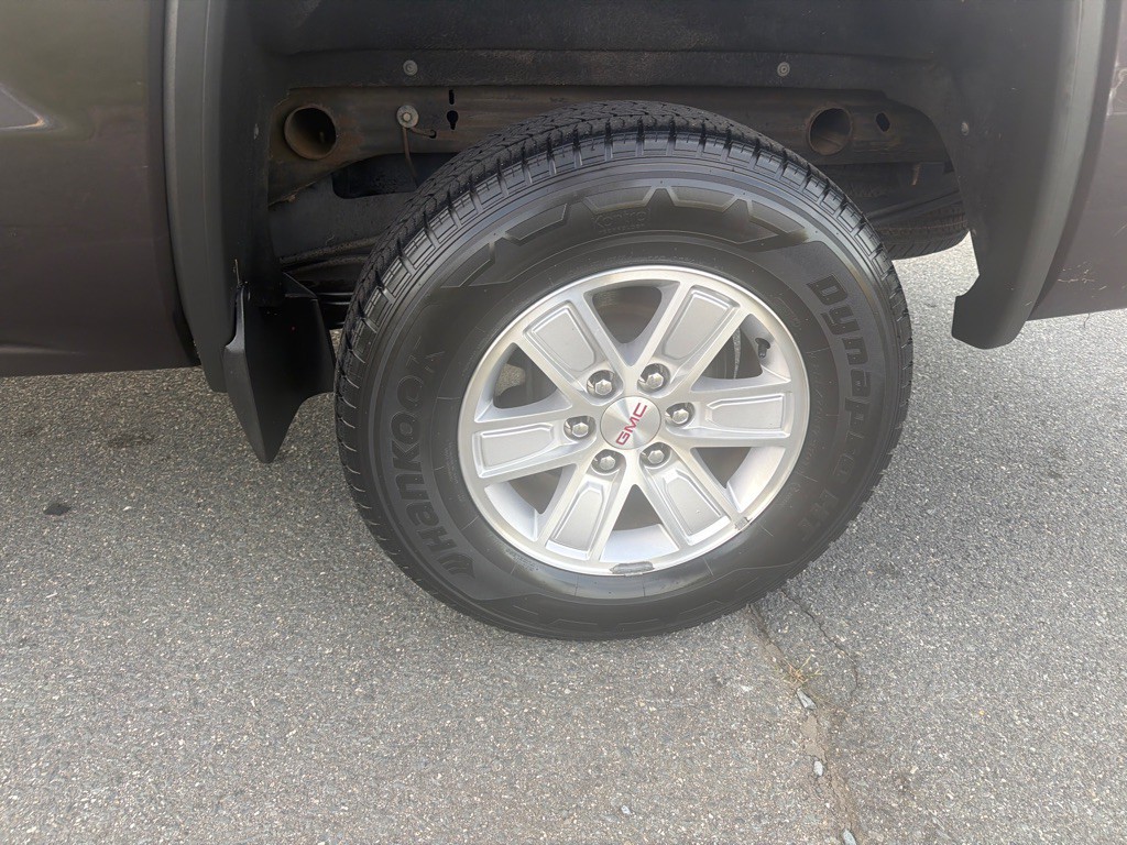 2015 GMC Sierra Image 35