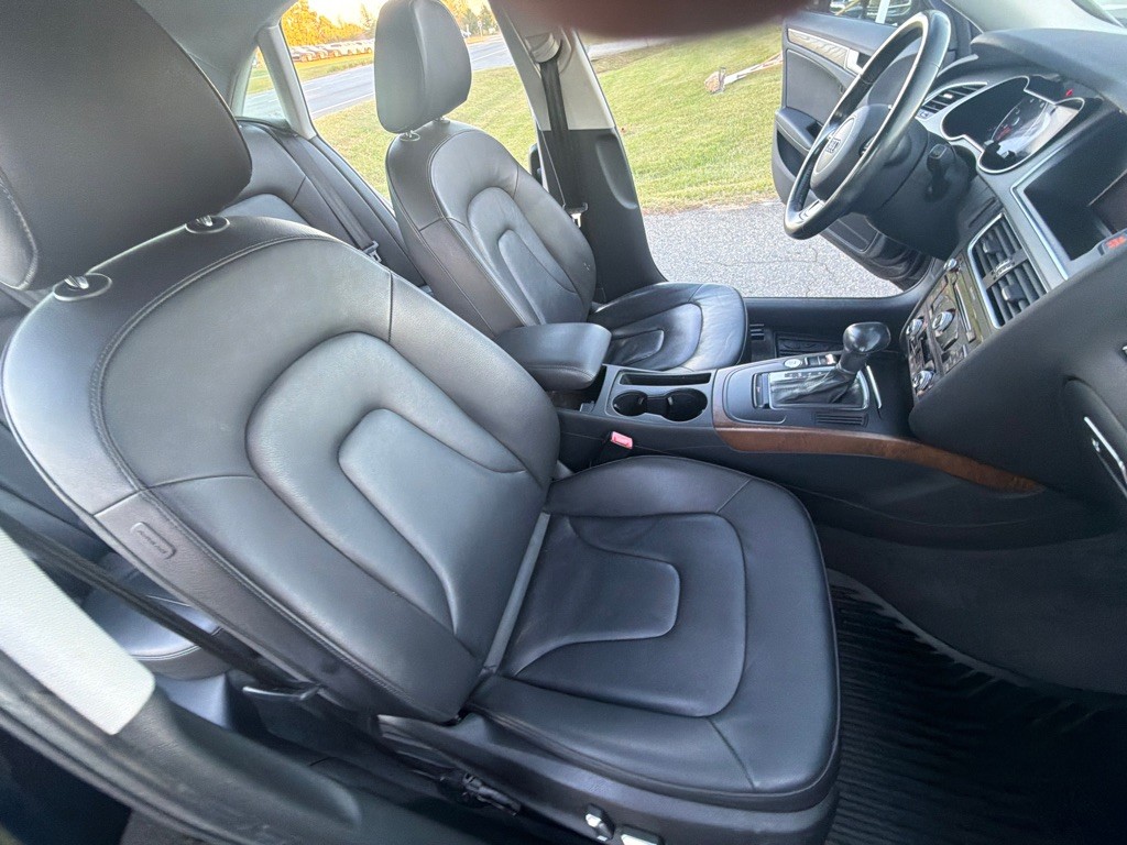 2015 Audi A4 Image 27