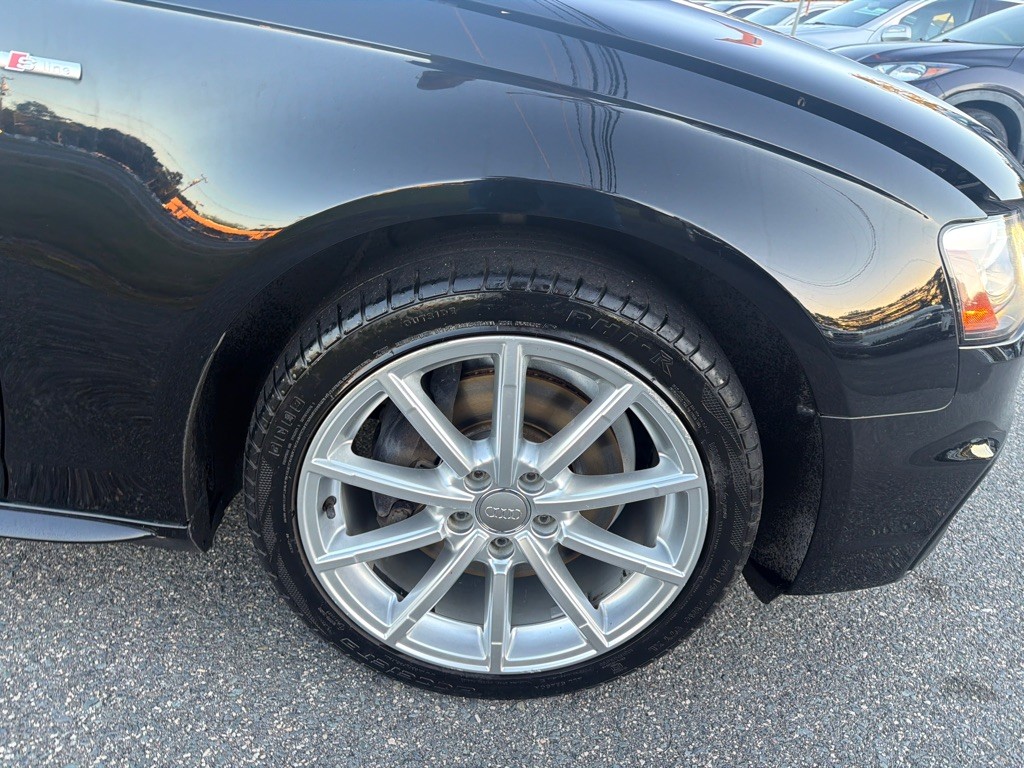 2015 Audi A4 Image 35
