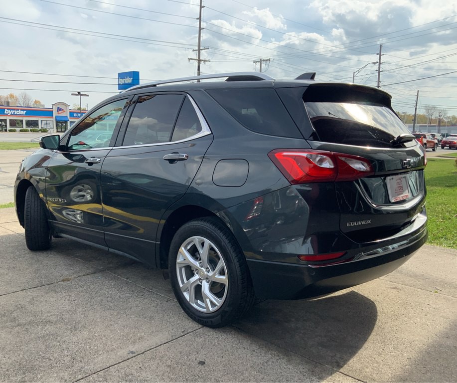2021 Chevrolet Equinox Image 2