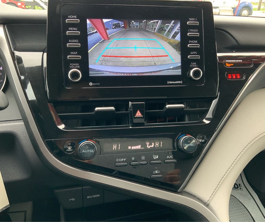 2022 Toyota Camry Image 11