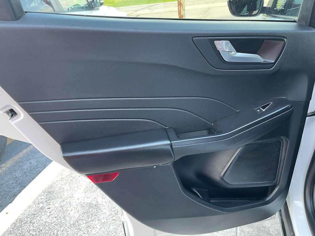 2022 Ford Escape Image 15