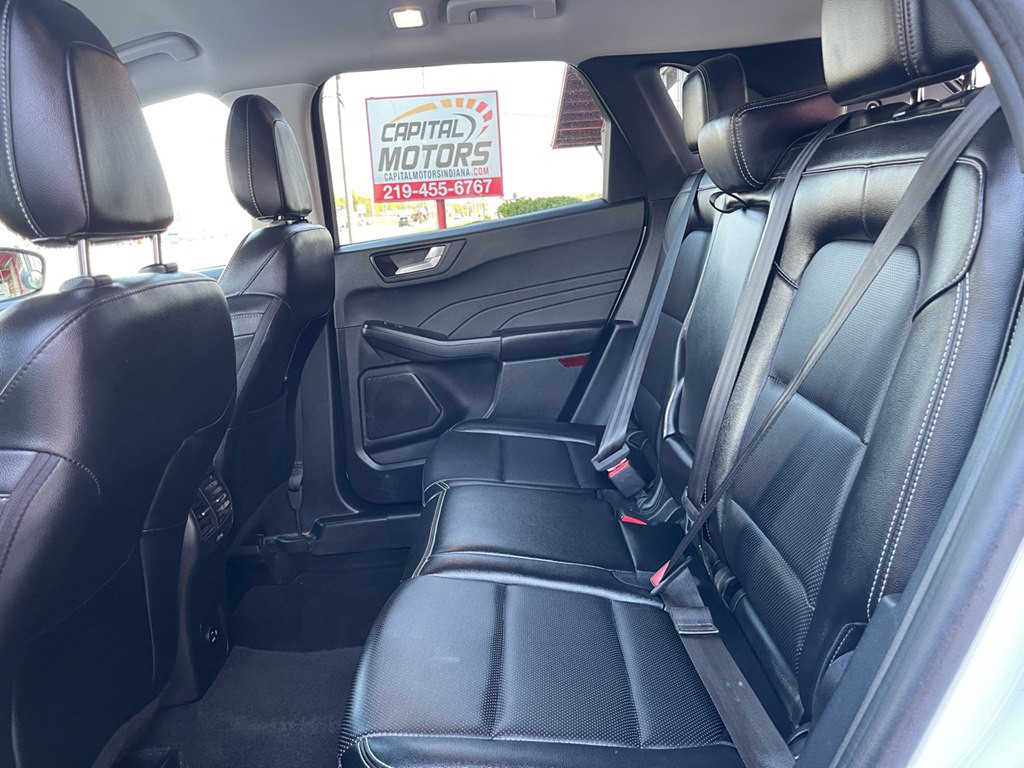 2022 Ford Escape Image 16