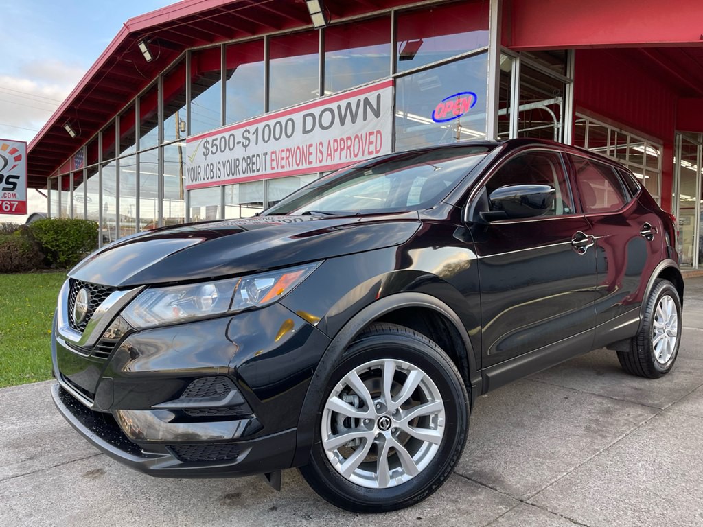 2021 Nissan Rogue Image 1