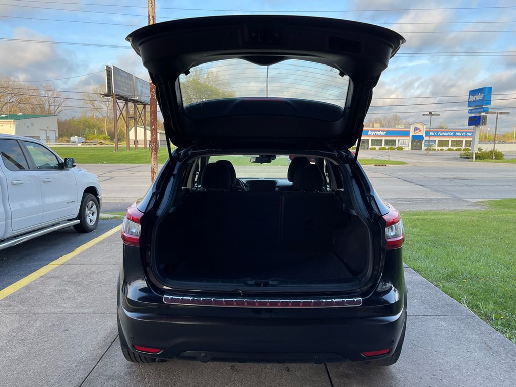 2021 Nissan Rogue Image 15