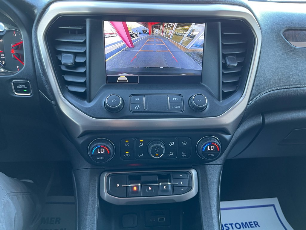 2020 GMC Acadia Image 13