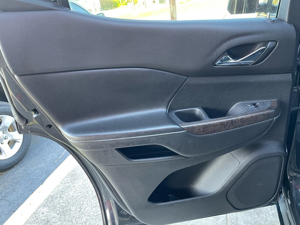 2020 GMC Acadia Image 14