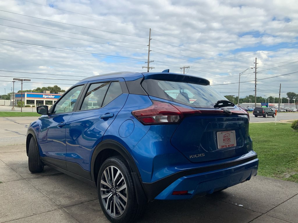 2022 Nissan Kicks Image 2