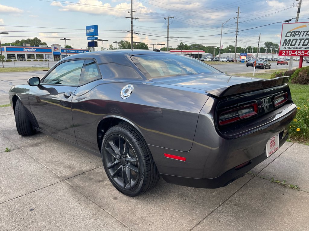 2023 Dodge Challenger Image 2