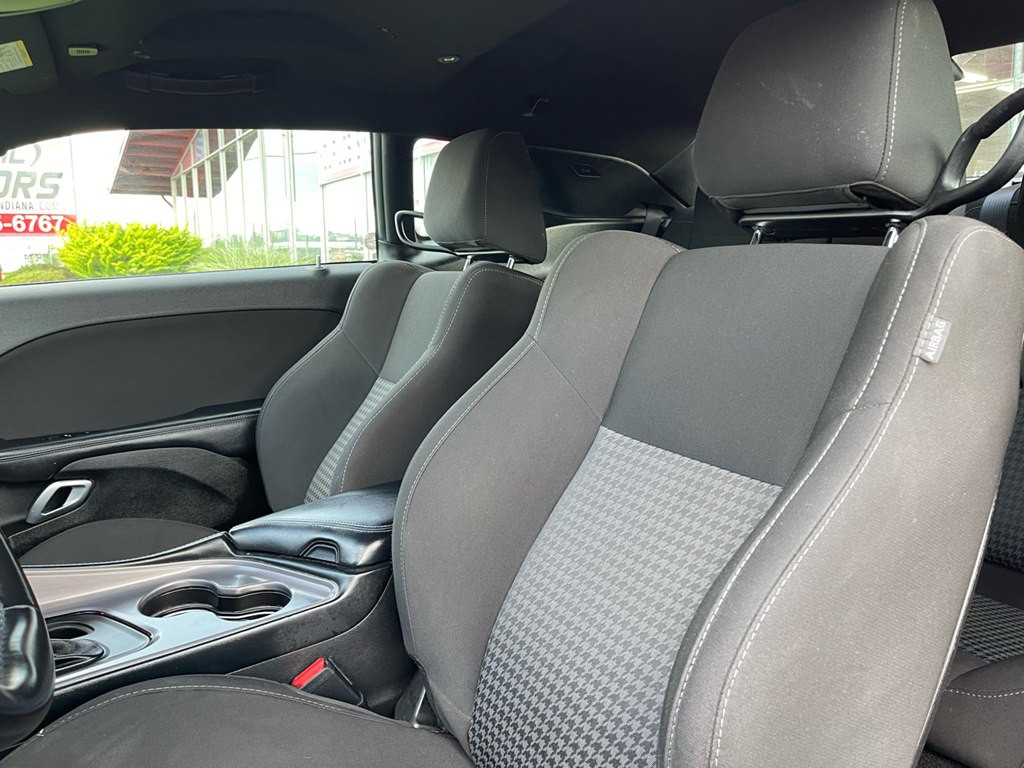 2023 Dodge Challenger Image 9