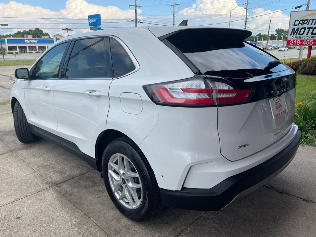 2022 Ford Edge Image 2