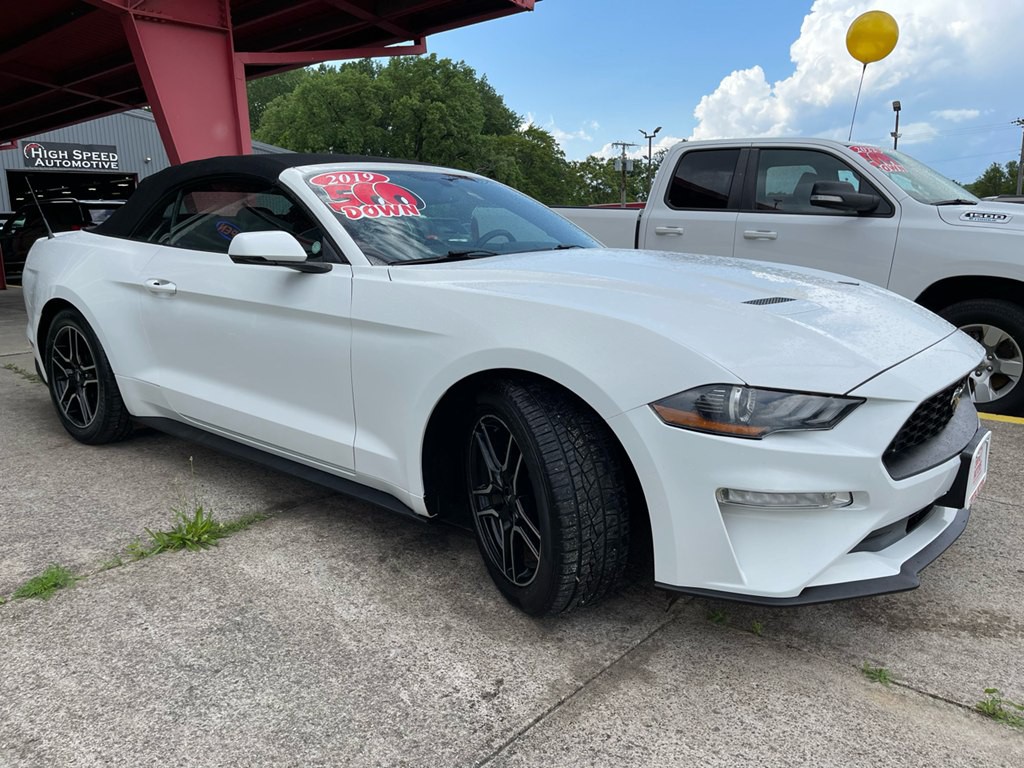 2019 Ford Mustang Image 5