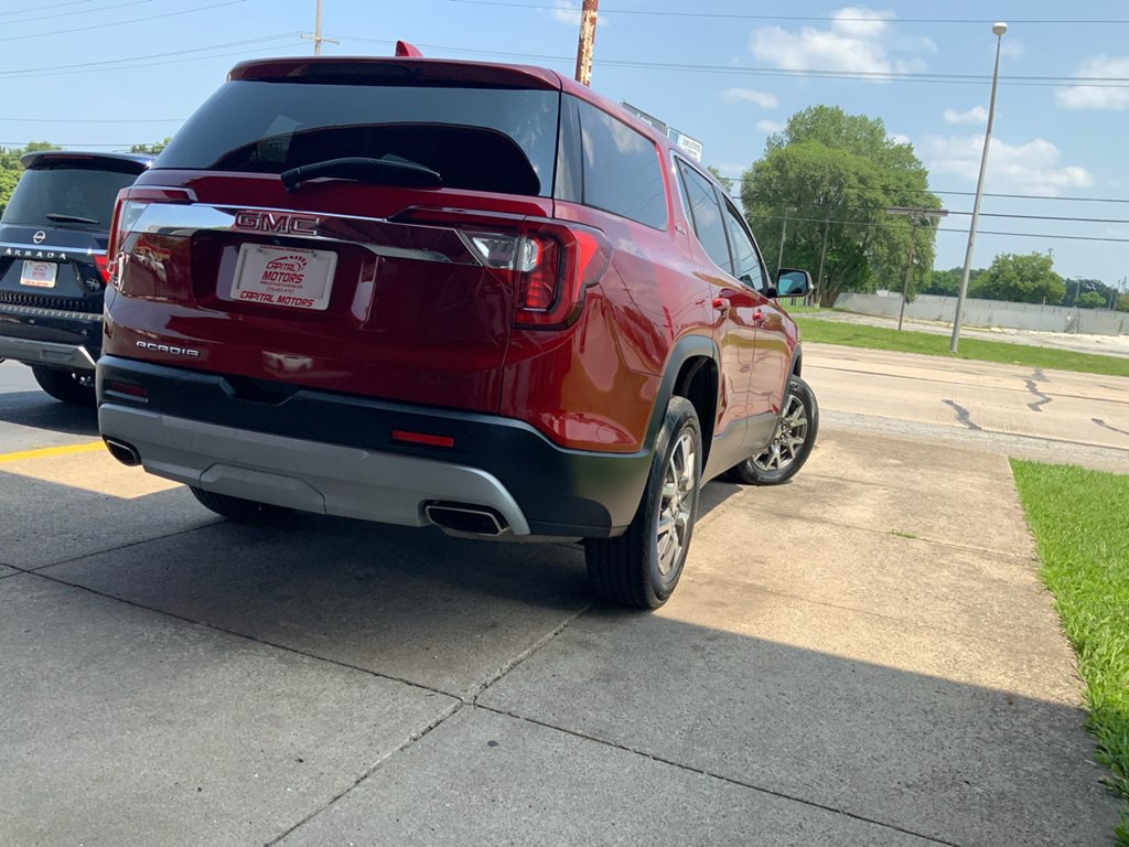 2023 GMC Acadia Image 4