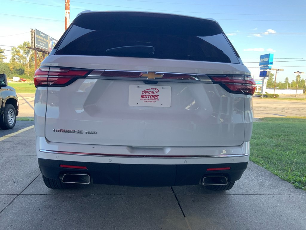 2022 Chevrolet Traverse Image 3
