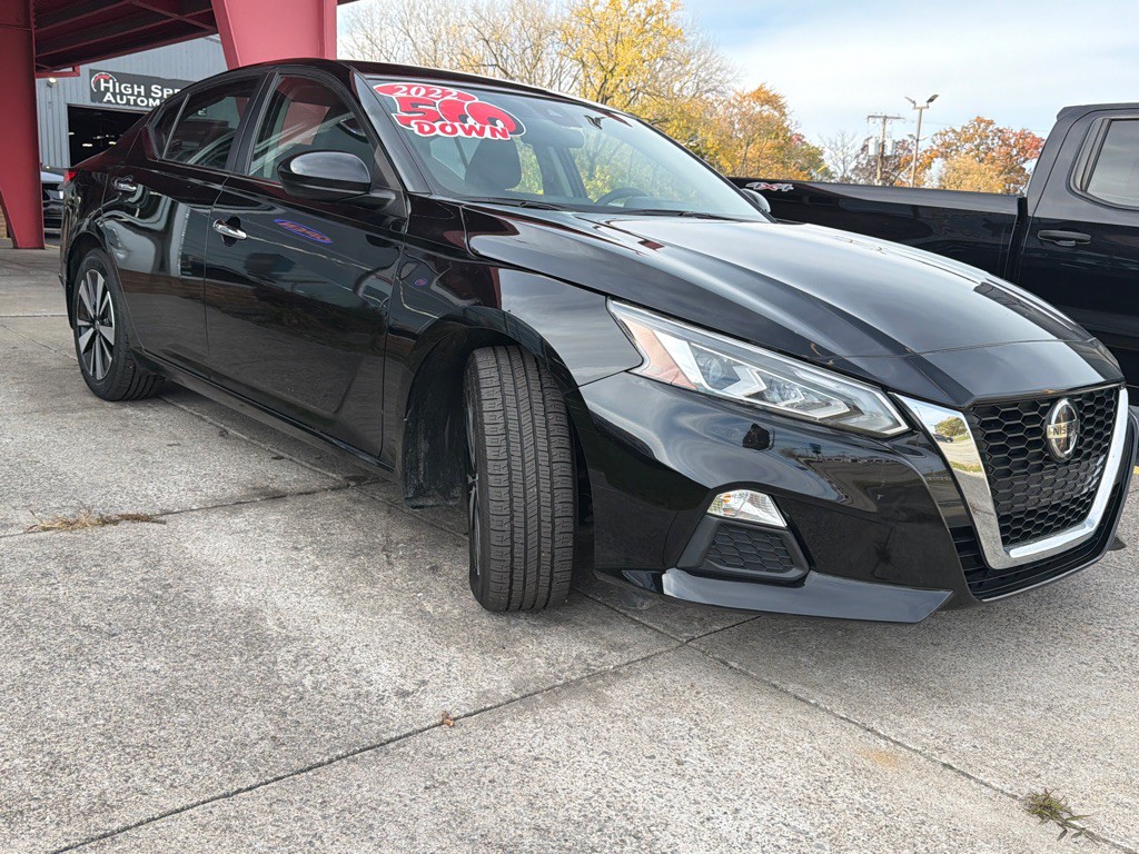 2022 Nissan Altima Image 5