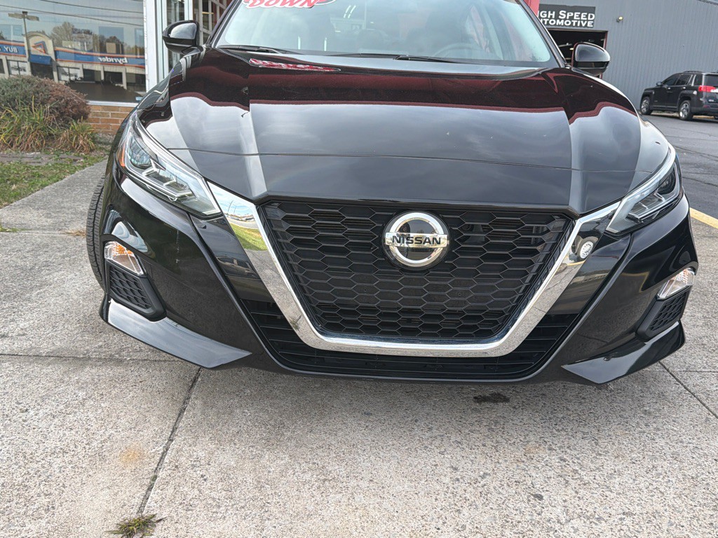 2022 Nissan Altima Image 6
