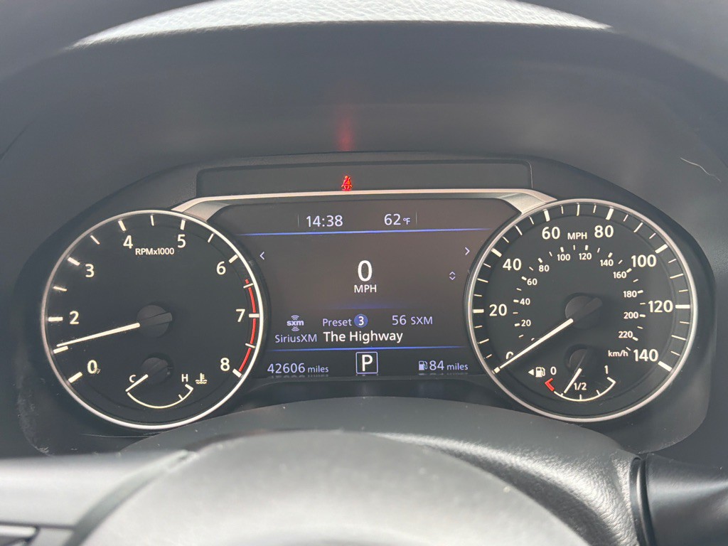 2022 Nissan Altima Image 11