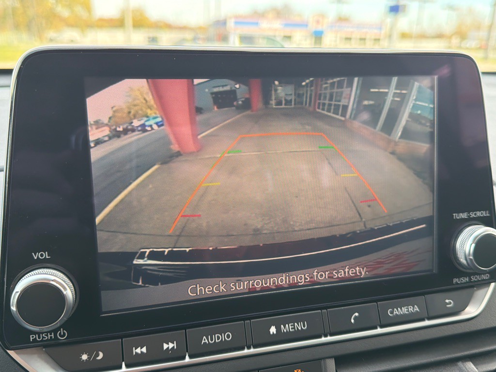 2022 Nissan Altima Image 12