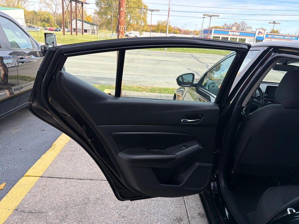 2022 Nissan Altima Image 14