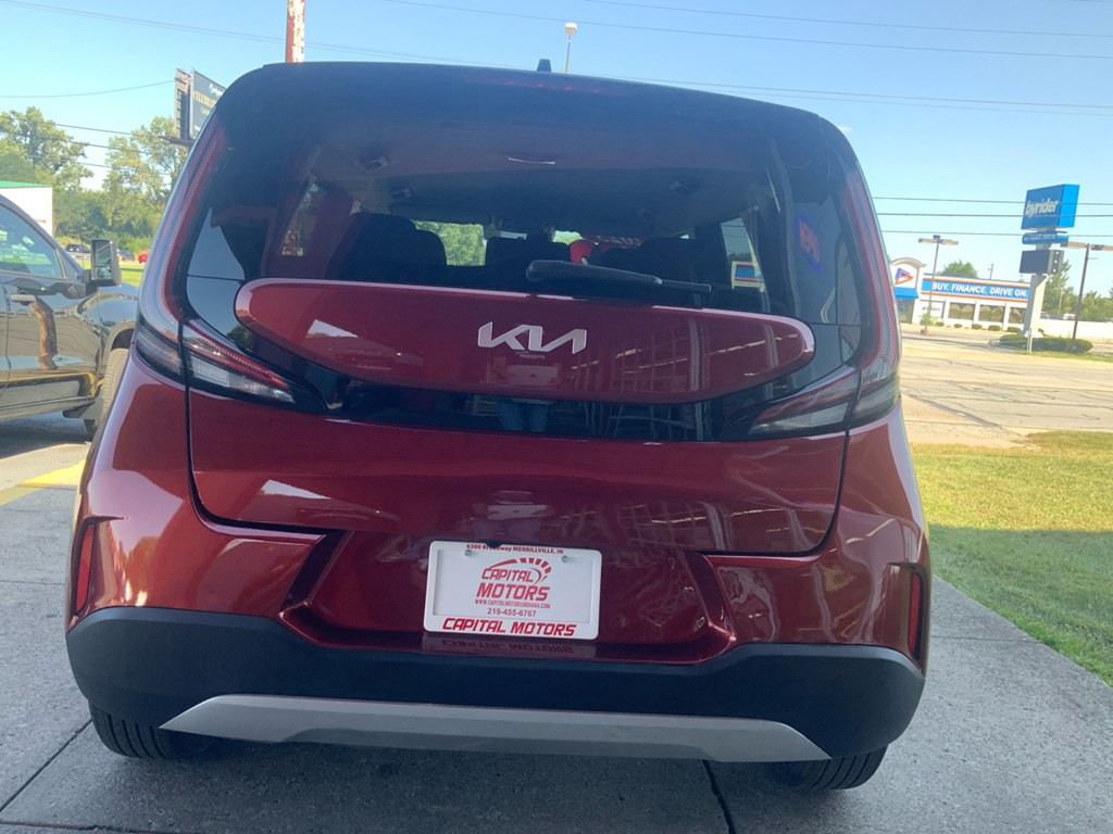 2025 Kia Soul Image 3